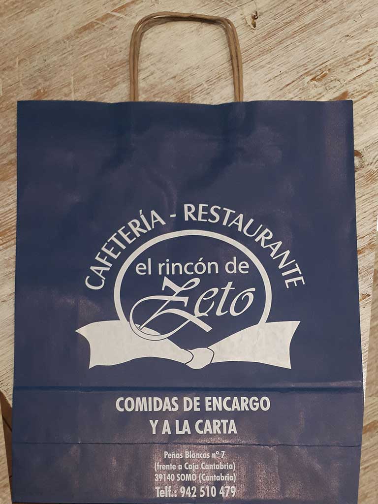 Bolsa en papel asa retorcida